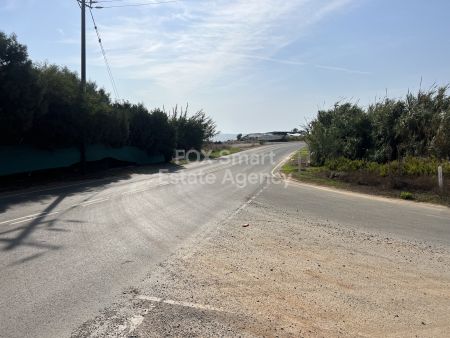 קרקע למגורים למכירה