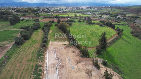 קרקע למגורים למכירה