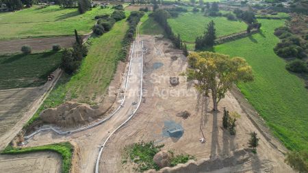 קרקע למגורים למכירה