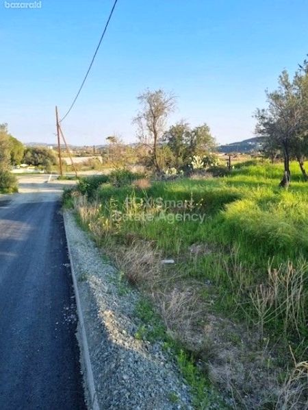 Жилой участок на продажу