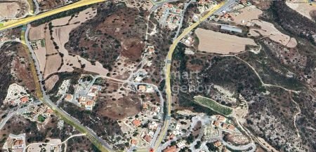 Жилой участок на продажу