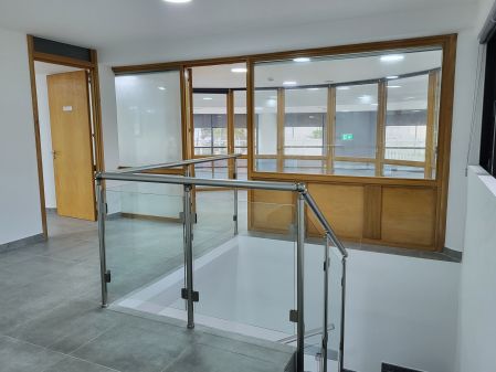 Γραφείο προς ενοικίαση