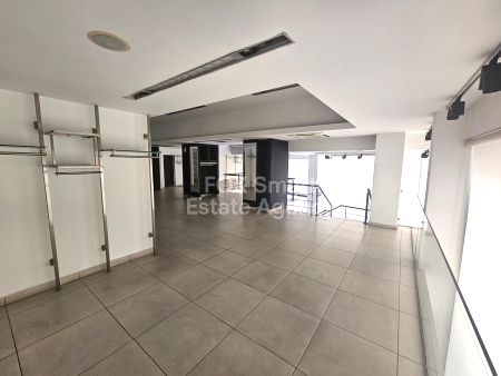 Λιανική προς ενοικίαση