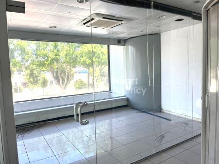 Λιανική προς ενοικίαση