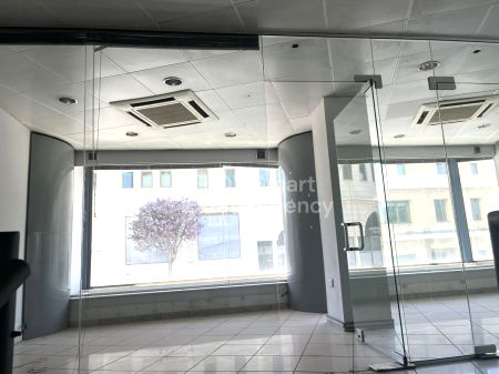 Λιανική προς ενοικίαση