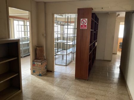 מסחר להשכרה