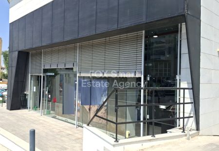 Λιανική προς ενοικίαση