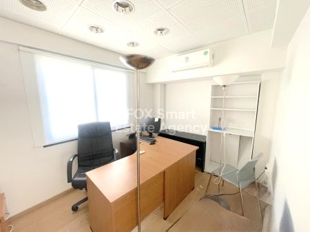 Λιανική προς ενοικίαση