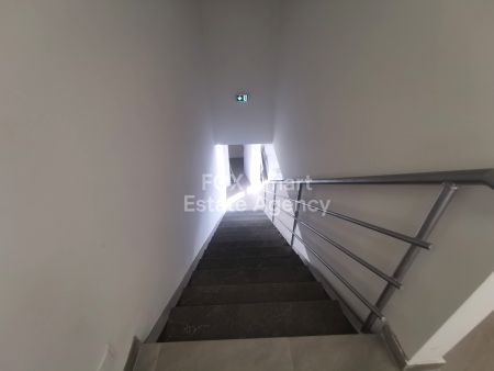 Λιανική προς ενοικίαση