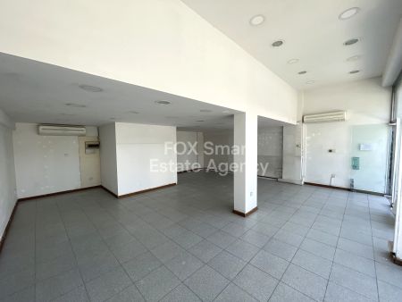 Λιανική προς ενοικίαση