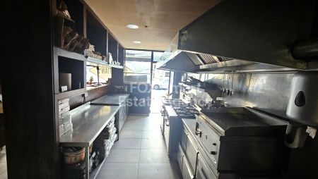 Vendita al dettaglio in vendita