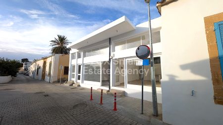 Vendita al dettaglio in vendita