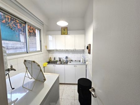 Vente au détail à vendre