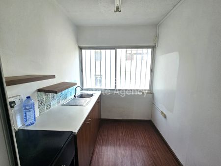 Vente au détail à vendre