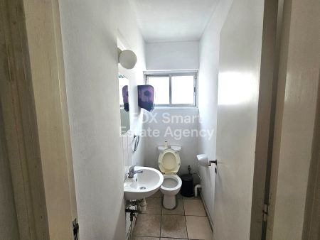 Vente au détail à vendre