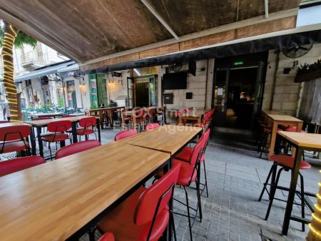 Vendita al dettaglio in vendita