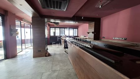 Vente au détail à vendre