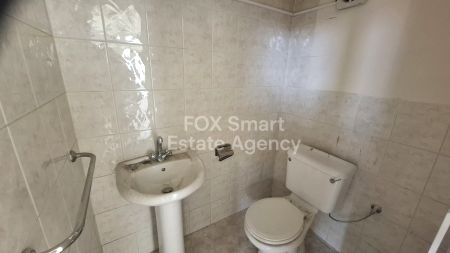 Vente au détail à vendre