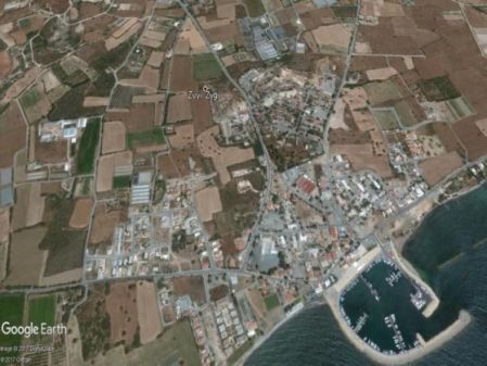 Жилой участок на продажу