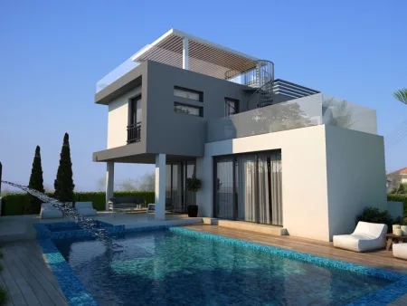 Villa in vendita