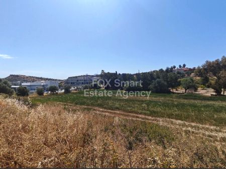ארץ כפרית למכירה