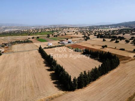 Αγροτεμάχιο προς πώληση