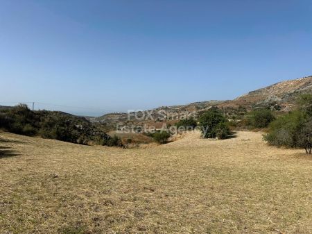 ארץ כפרית למכירה