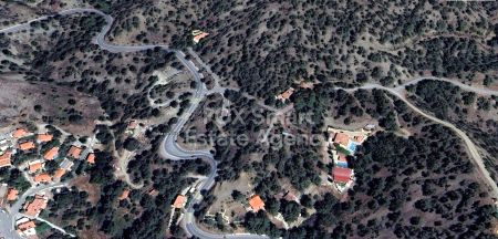 קרקע למגורים למכירה