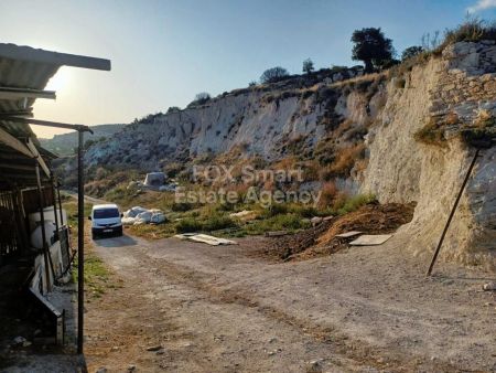 Ländliches Land zum Kauf