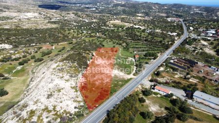 ארץ כפרית למכירה