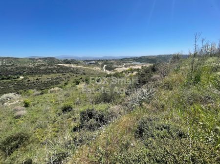 Αγροτεμάχιο προς πώληση