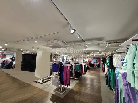 Retail for sale