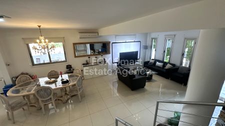 Двухквартирный дом в аренду