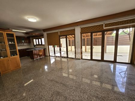 半独立式住宅出租