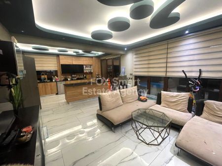 半独立式住宅出售