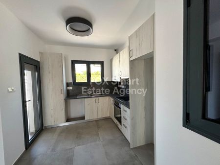 半独立式住宅出售