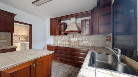 半独立式住宅出售