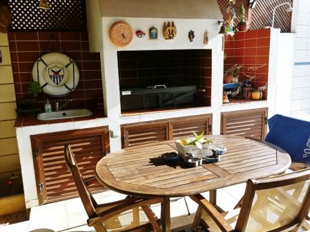 半独立式住宅出售