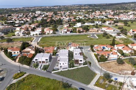 Thumbnail 1 Properties For Sale Kantou