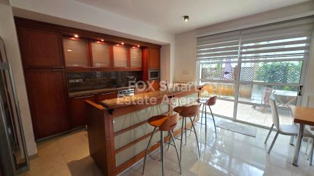 Semi-detached House for sale