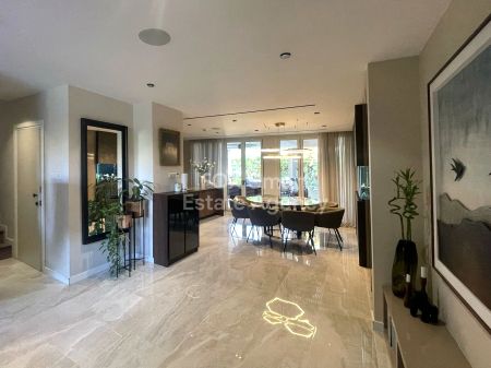 Semi-detached House for sale