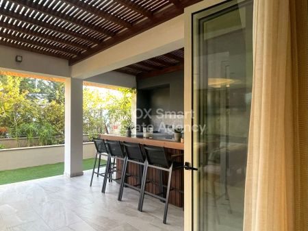 Semi-detached House for sale