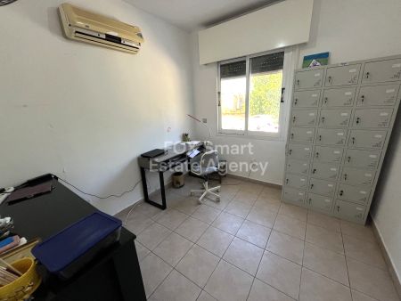 半独立式住宅出售