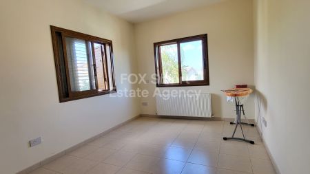 半独立式住宅出售