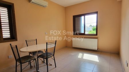 半独立式住宅出售