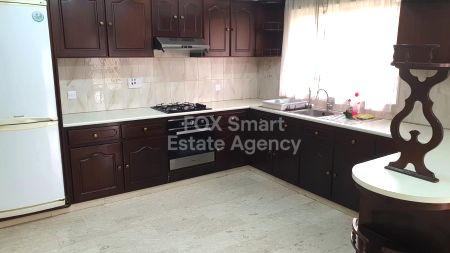 Двухквартирный дом на продажу