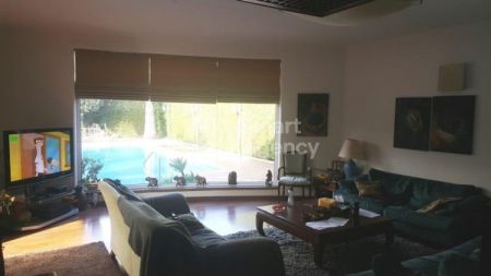 בית דו משפחתי למכירה