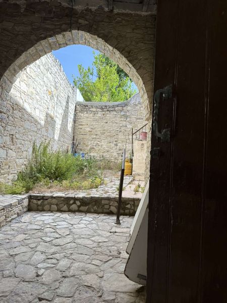 半独立式住宅出售