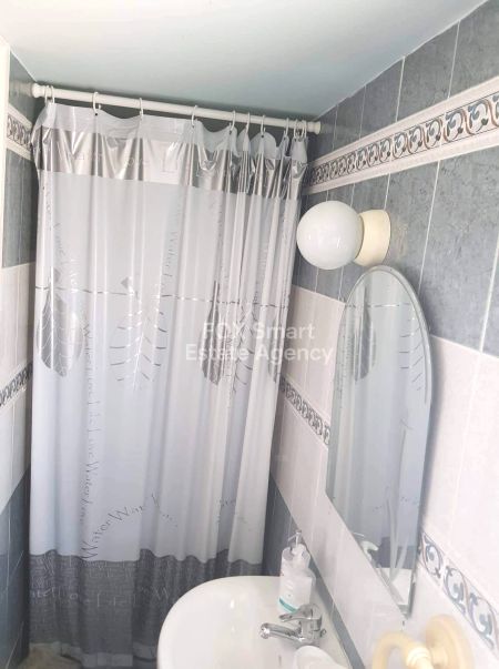 בית דו משפחתי למכירה