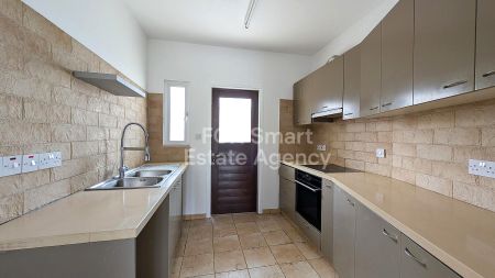 半独立式住宅出售